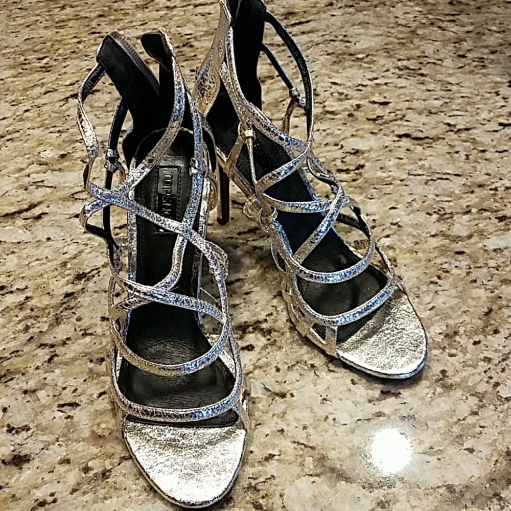 Silvery/gold new heels